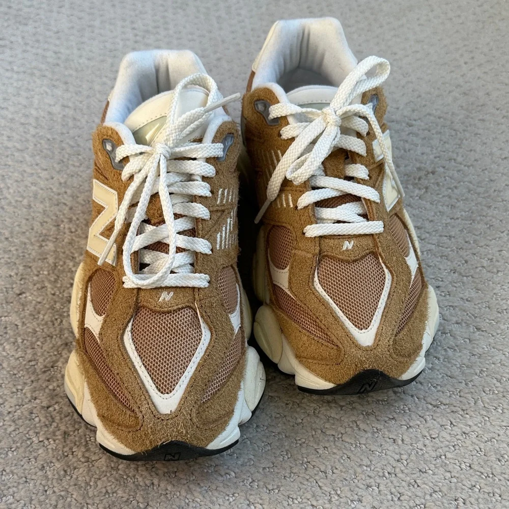 New Balance Tan and Cream Women's Sneakers - Picture 6 of 8